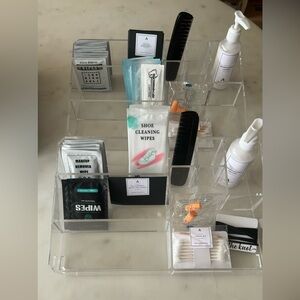 Bathroom organizer with toiletries